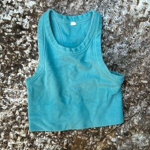 Halter tank